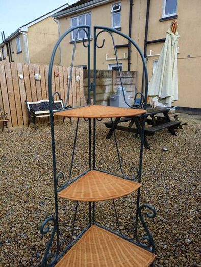 Metal Corner Shelf Unit