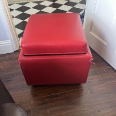 Footrest/storage