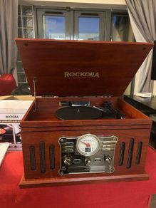 Vinyl record player, Bluetooth vintage with built-in speakers - LP vinyl record playback, FM radio, cassettes, CD, MP3 USB and SD card reader - Retro (monarch)