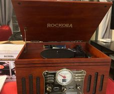 Vinyl record player, Bluetooth vintage with built-in speakers - LP vinyl record playback, FM radio, cassettes, CD, MP3 USB and SD card reader - Retro (monarch)