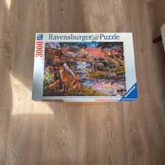 Ravensburger 3000 piece jigsaw puzzle