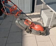 Flymo electric lawnmower
