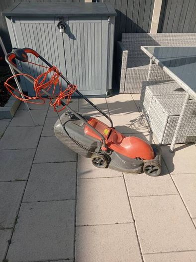 Flymo electric lawnmower