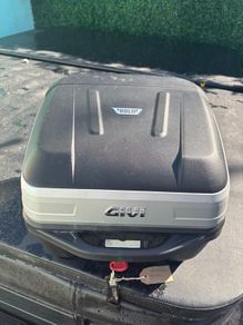 givi top box