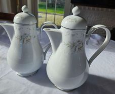 Vintake Noritake Ireland coffee pots