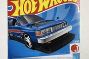 Hot Wheels Nissan Maxima New On Card