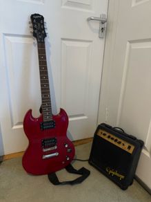 Epiphone SG Electric Guitar & Amp Bundle