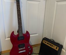 Epiphone SG Electric Guitar & Amp Bundle