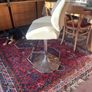 bar stool Image 3