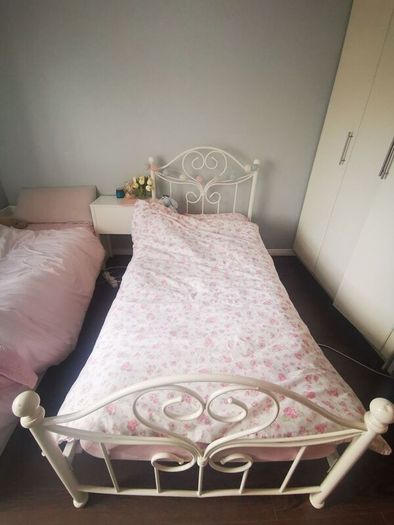 Metal Bed Frame