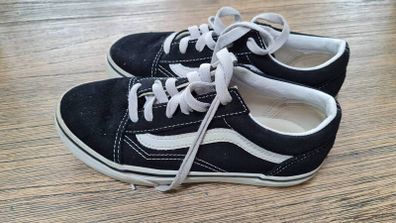 Vans size 2