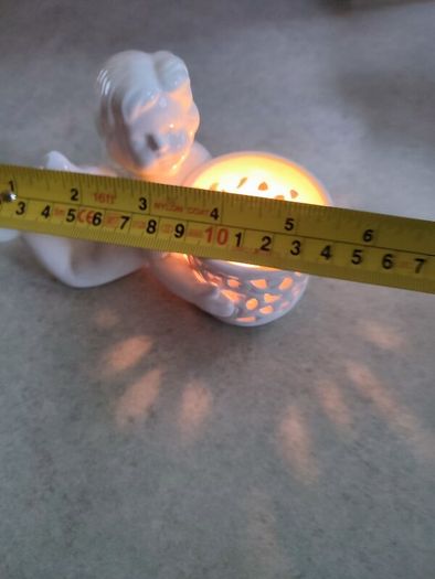 Small angel figurines candle holder