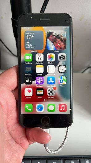 Apple iPhone 7 A1778 Black - Unlocked - Good Battery