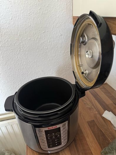 Tefal Pressure cooker