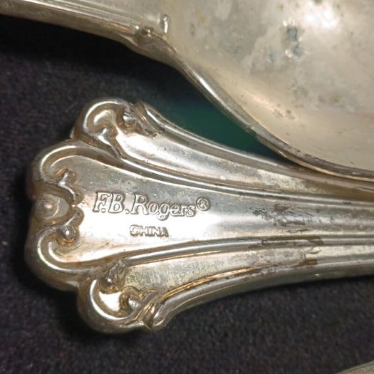 F.B. Rogers American Chippendale silver-plated cutlery set