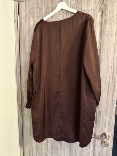 BNWT H&M Dress - Large