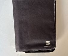 Seat Arona 2019 original owners manual and wallet