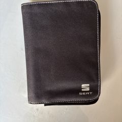 Seat Arona 2019 original owners manual and wallet