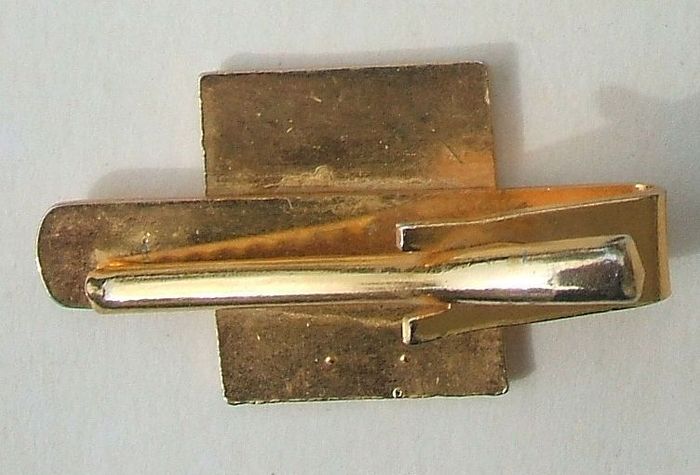 National Bus Company, Southdown - bus driver's tie-clip enamelled badge (1970s / 1980s)