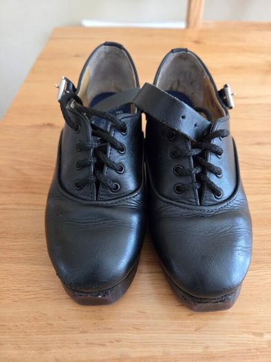 Irish dancing heavy shoes size 1.5