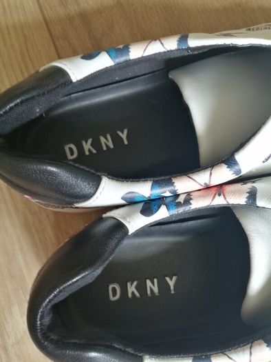 trainers DKNY