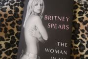 Britney Spears - Meghan Merkel Books
