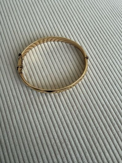 Stunning Vintage Mid-Century 9ct Gold "B.Core" Geometric Faceted Hinged Bangle
