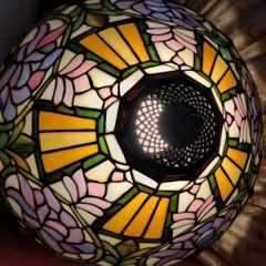 Tiffany Style Shade 16 inch diameter