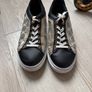 Woman's sneakers size UK 6, EUR 39 Image 3