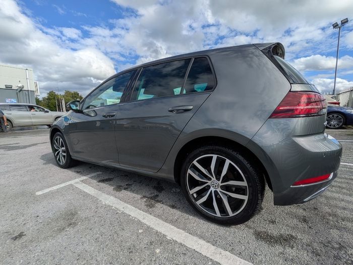 2020 Volkswagen e-Golf