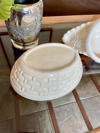Vintage Mid Sized Cream Ceramic Hen on Nest Egg Keeper Storage Jar