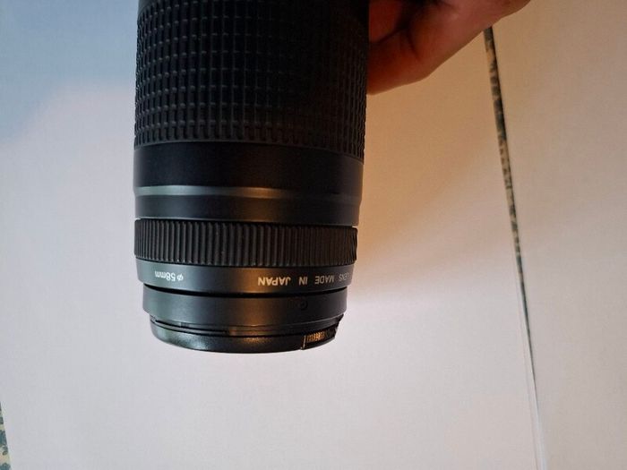 Canon Lens 75mm - 300mm