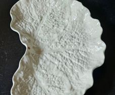 SPODE Bone China White Savoy Cabbage Crescent Plate