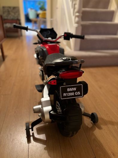Electric 12v BMW Motorbike