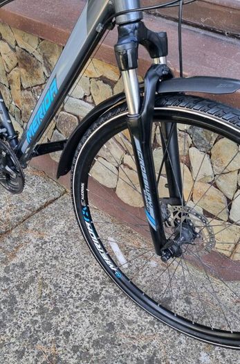 Merida crossway 40 hybrid Like new