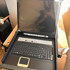 Aten Cl5708m 8-port Lcd Kvm Console