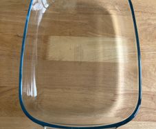 Pyrex rectangular baking dish