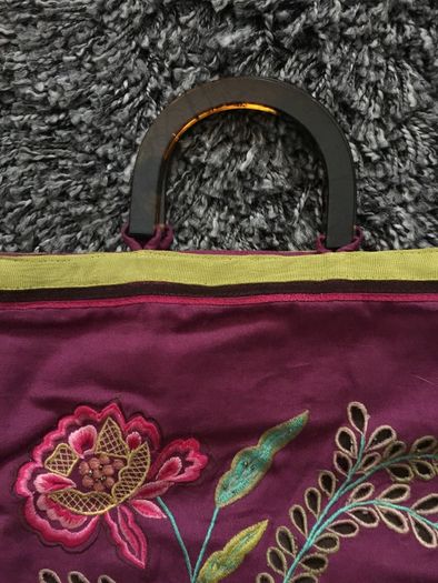 Embroidered Pattern Clutch Hand Bag
