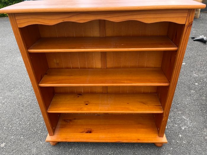 Bookshelf