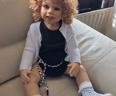 Masterpiece Doll - Vicky