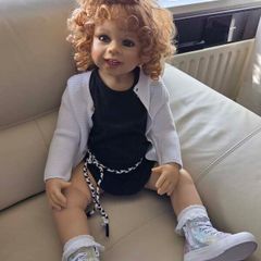 Masterpiece Doll - Vicky