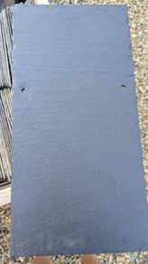 Natural slates - 25cm x 50cm