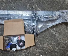 Renault Megane hitch and relay box