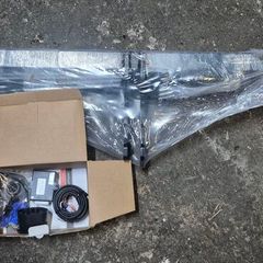 Renault Megane hitch and relay box