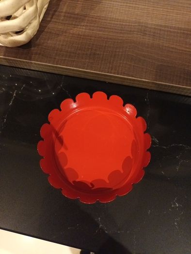 Red pillar candle & plate