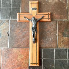 Large Wooden Crucifix (40cm x 31cm)