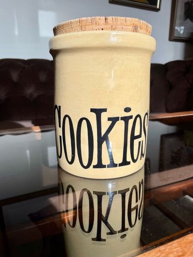 T.G. Green Church Gresley Made in England Vintage Cookies Jar with Cork lid 1960s