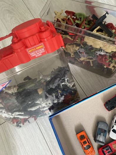 toys