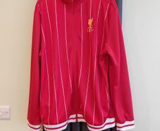 NWT Official Liverpool LFC Men's Zipped Jacket. Size XL