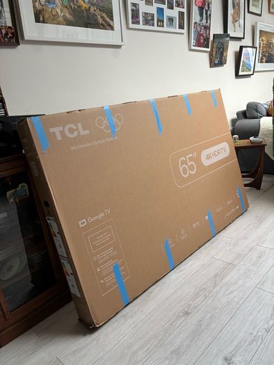 Samsung 65 Inch QLED 4K Smart TV , Brand New, Warranty Until Apr 2028 with receipt
